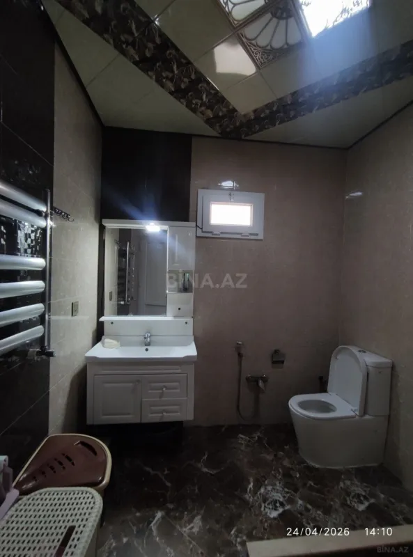 Satılır 4 otaqlı həyət evi 140 m²