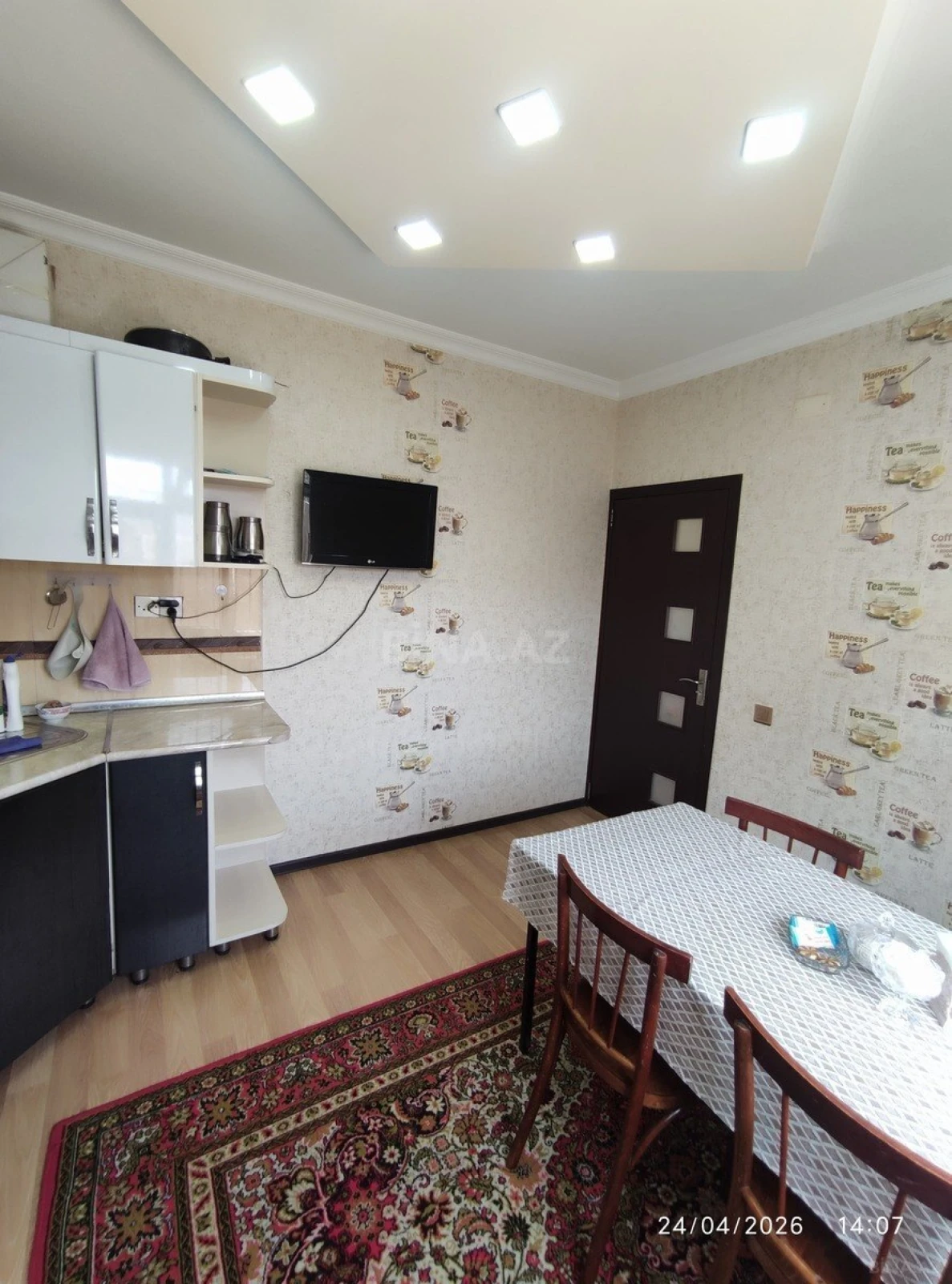 Satılır 4 otaqlı həyət evi 140 m²