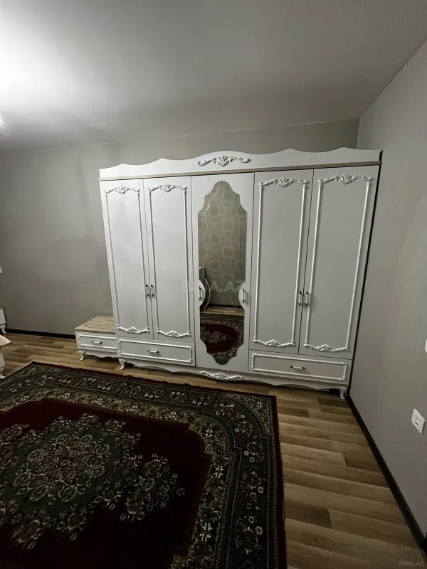 Kirayə verilir 2 otaqlı mənzil 60 m²