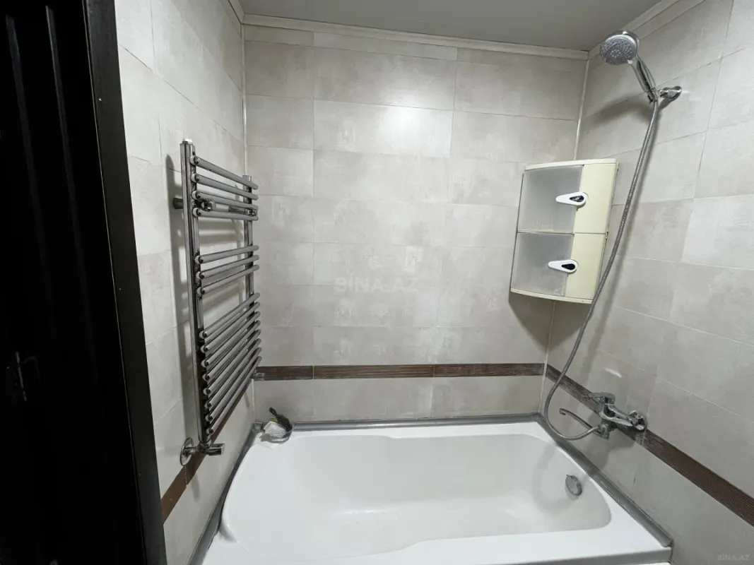Kirayə verilir 2 otaqlı mənzil 60 m²