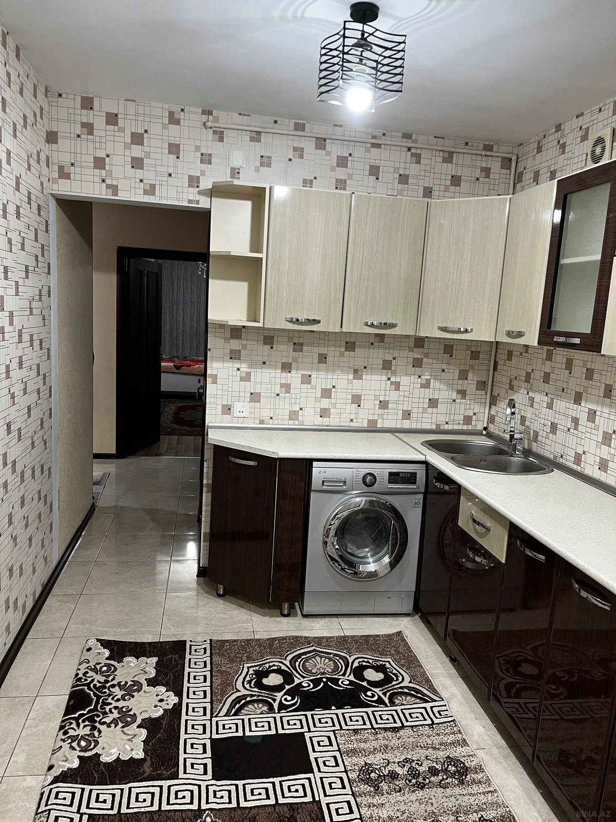 Kirayə verilir 2 otaqlı mənzil 60 m²