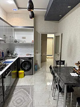 Satılır 2 otaqlı mənzil 89 m²