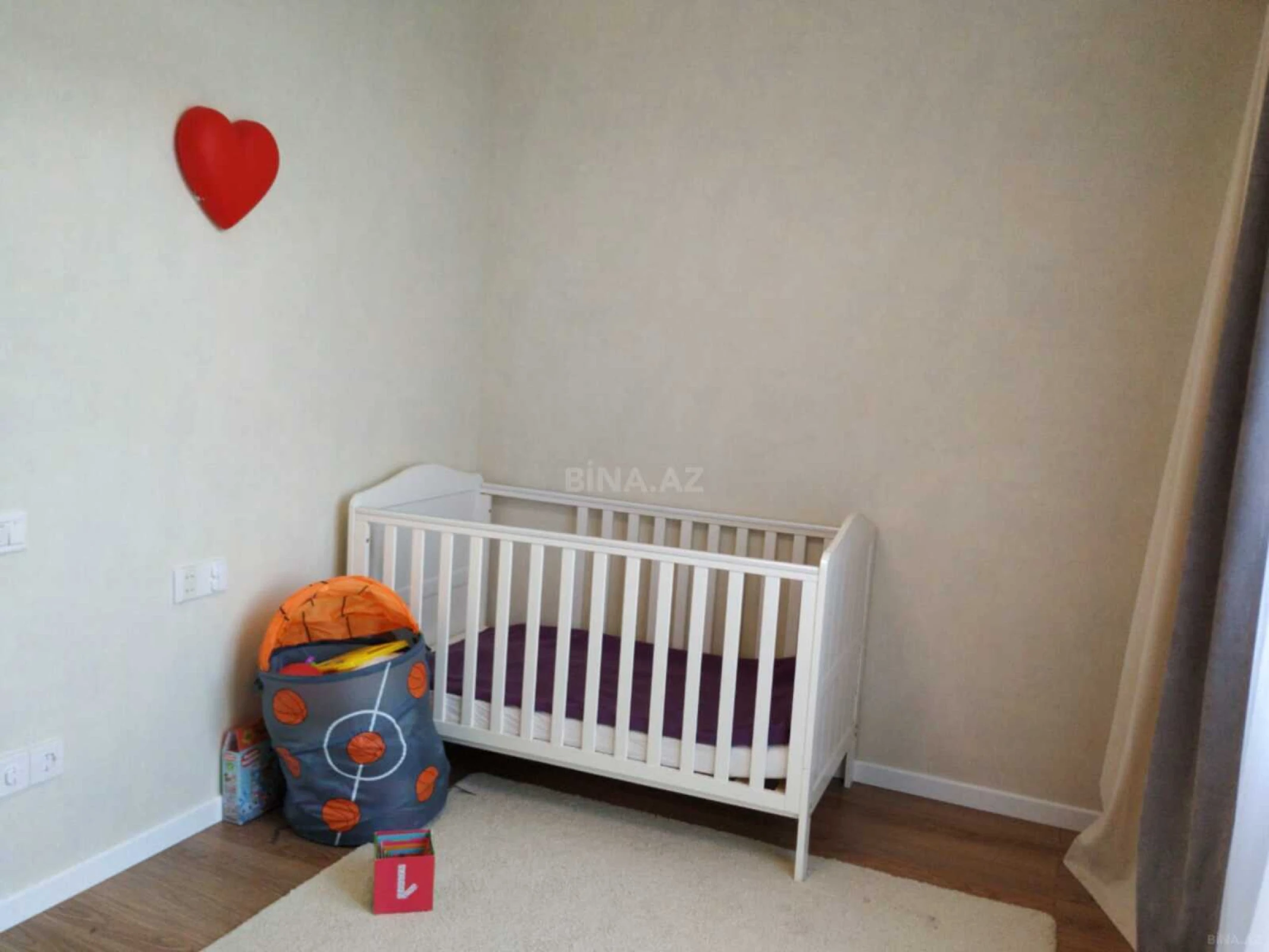 Kirayə verilir 2 otaqlı mənzil 70 m²