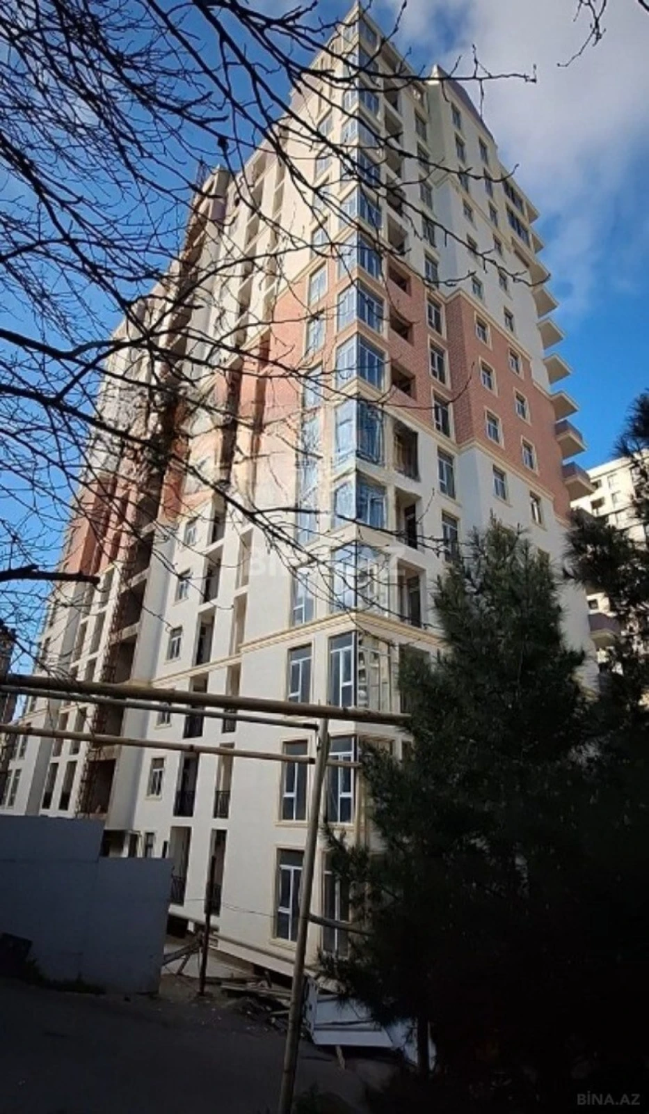 Satılır 1 otaqlı mənzil 55 m²