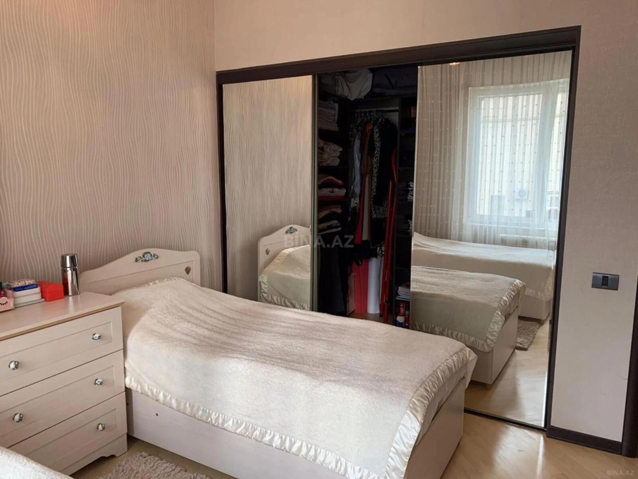 Kirayə verilir 3 otaqlı mənzil 130 m²