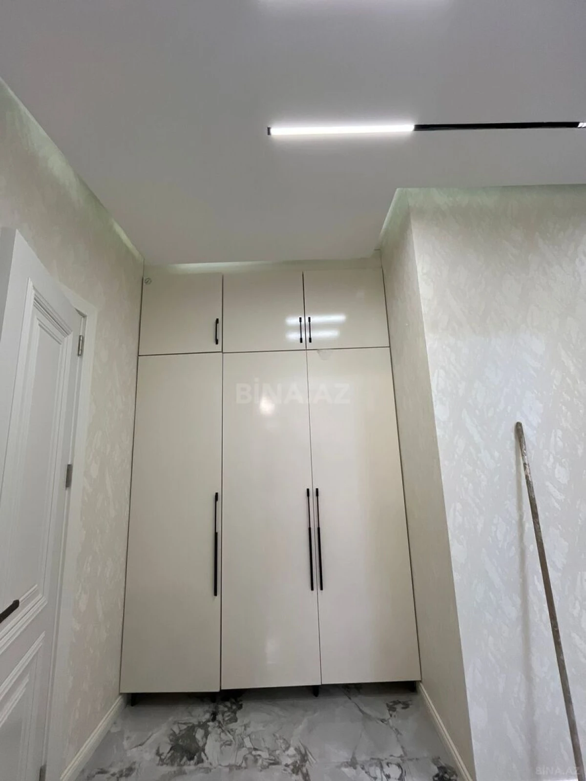 Kirayə verilir 2 otaqlı mənzil 70 m²