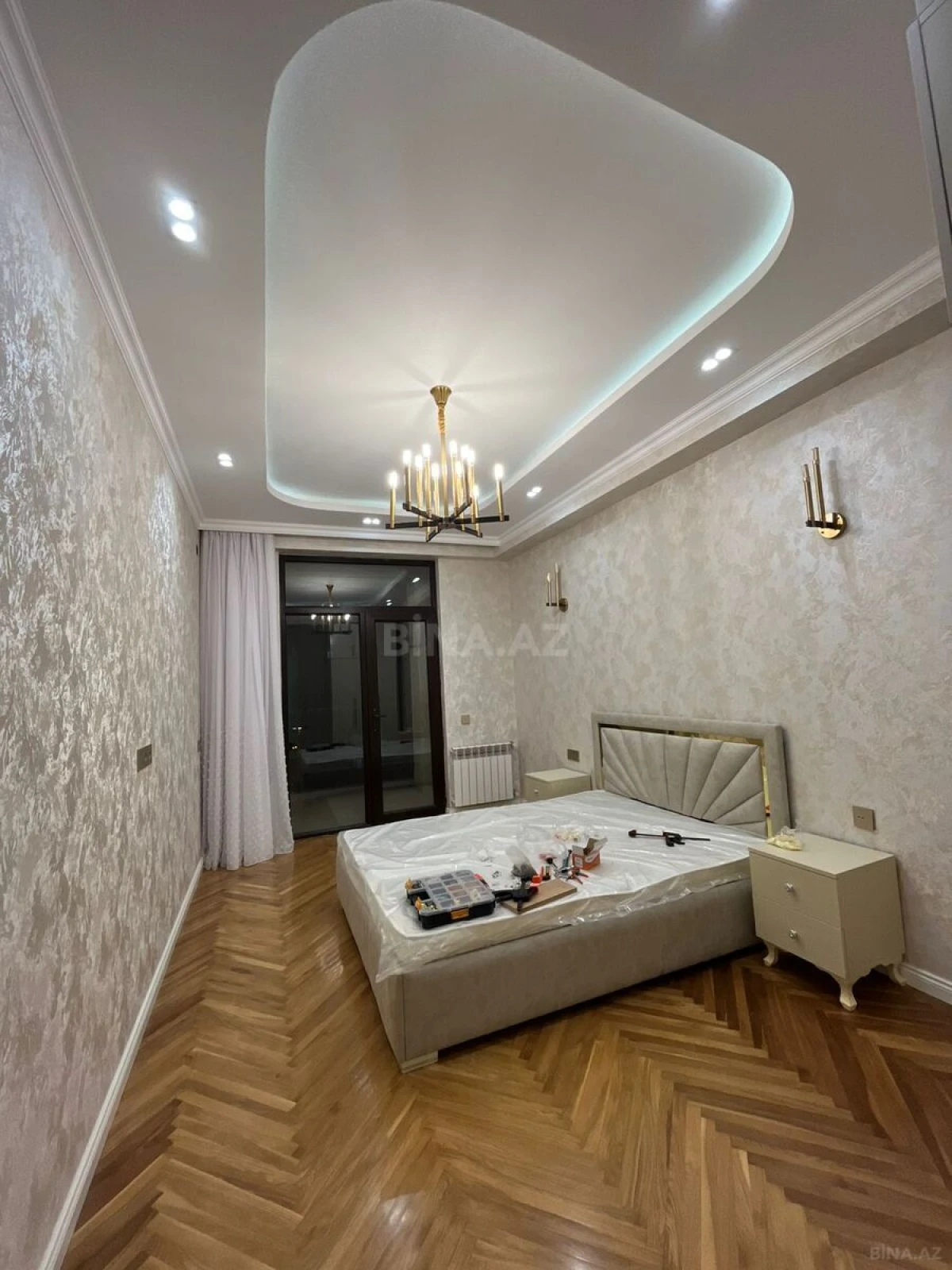 Kirayə verilir 2 otaqlı mənzil 70 m²