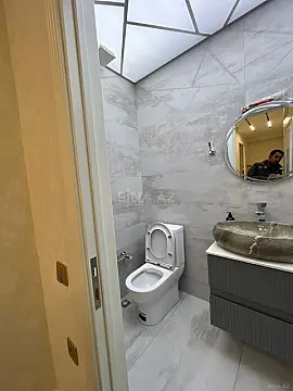 Kirayə verilir 2 otaqlı mənzil 70 m²