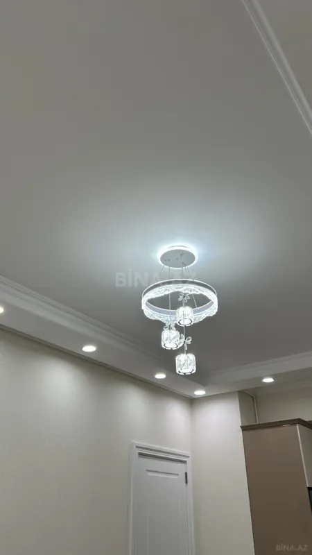 Kirayə verilir 2 otaqlı mənzil 55 m²