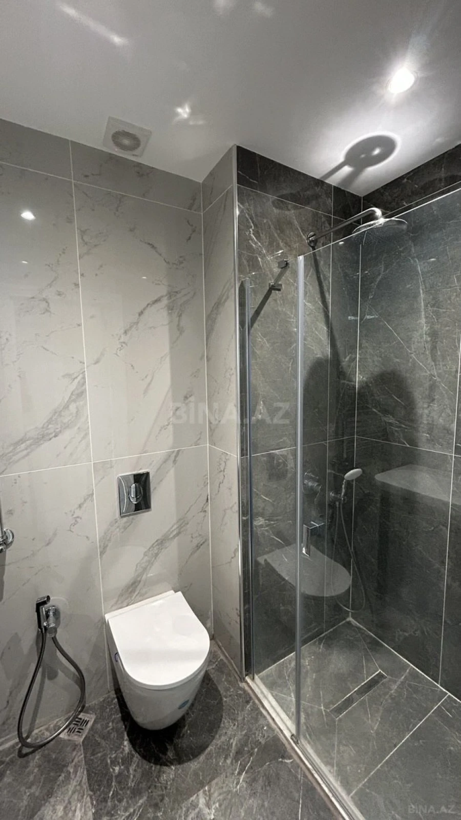 Kirayə verilir 2 otaqlı mənzil 55 m²