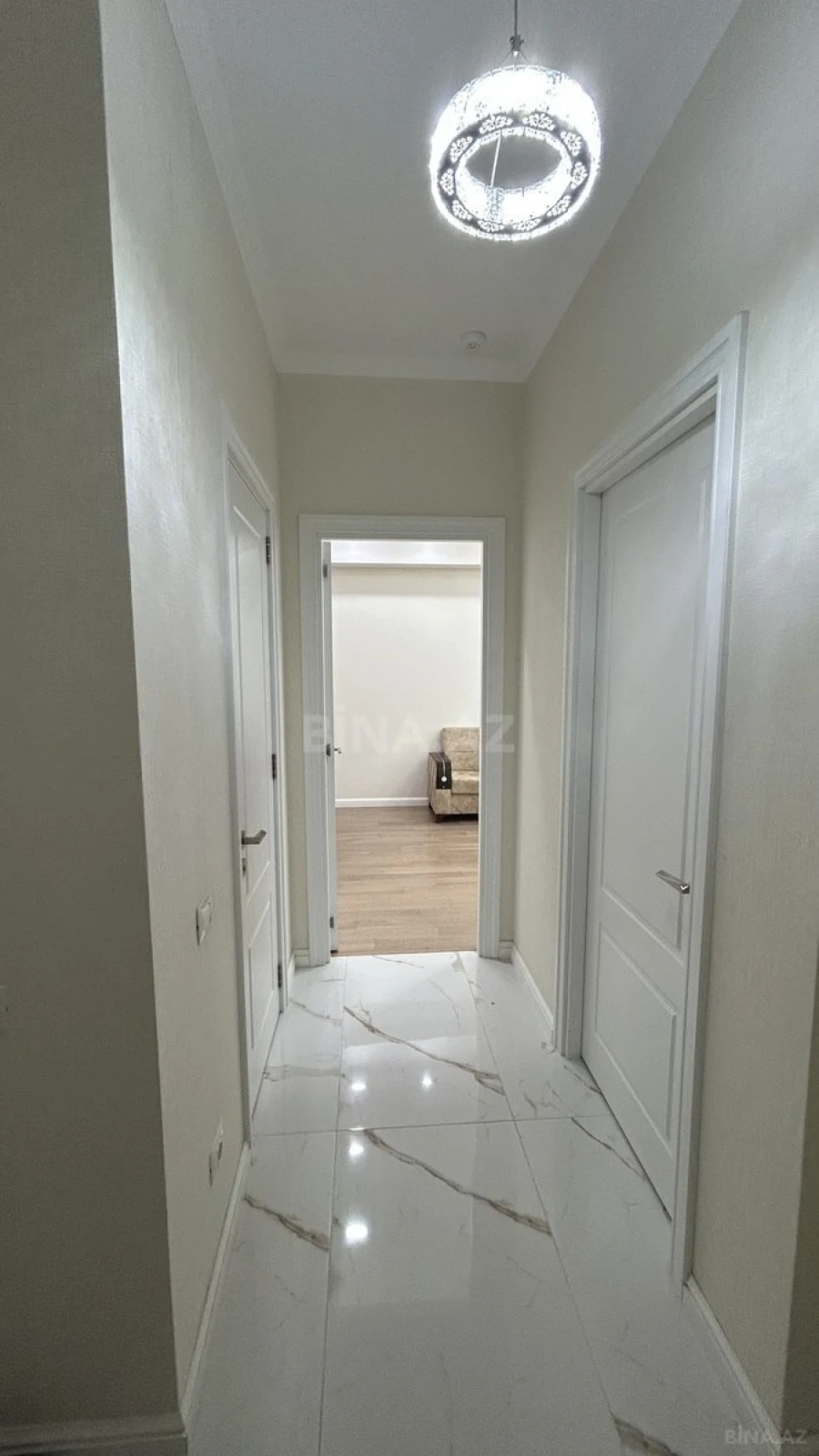 Kirayə verilir 2 otaqlı mənzil 55 m²