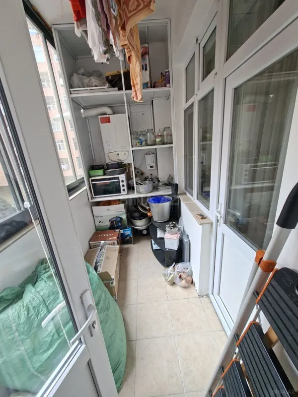 Satılır 2 otaqlı mənzil 62 m²