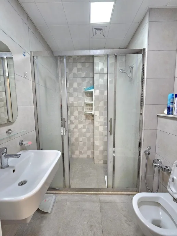 Satılır 2 otaqlı mənzil 56 m²