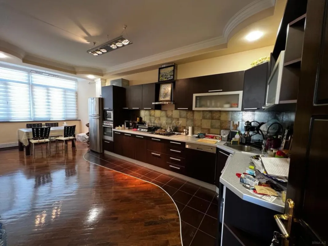 Kirayə verilir 3 otaqlı mənzil 120 m²