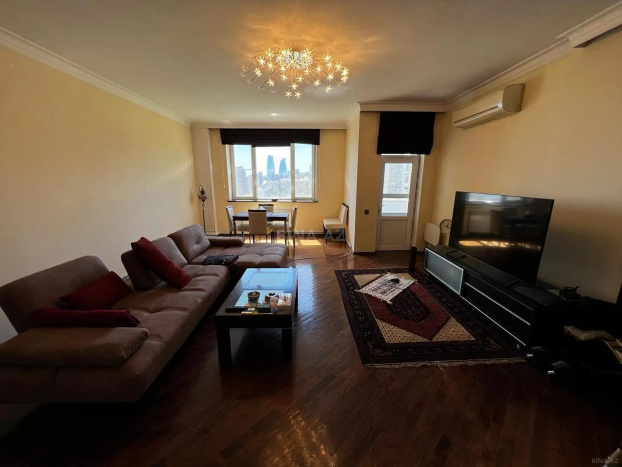 Kirayə verilir 3 otaqlı mənzil 120 m²