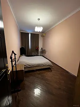 Kirayə verilir 3 otaqlı mənzil 120 m²