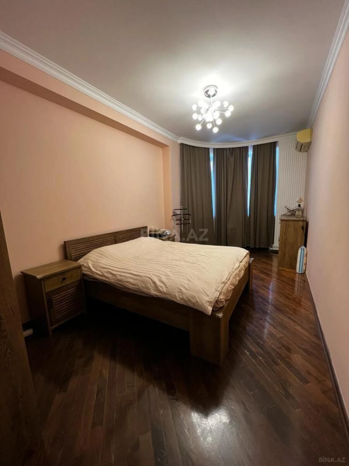 Kirayə verilir 3 otaqlı mənzil 120 m²