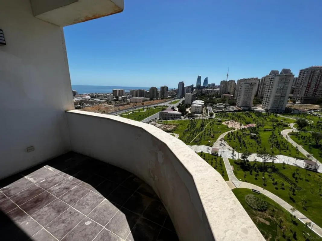 Kirayə verilir 3 otaqlı mənzil 120 m²