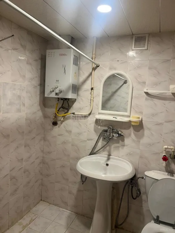 Kirayə verilir 2 otaqlı mənzil 50 m²