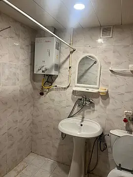 Kirayə verilir 2 otaqlı mənzil 50 m²