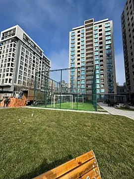 Satılır 4 otaqlı mənzil 150 m²
