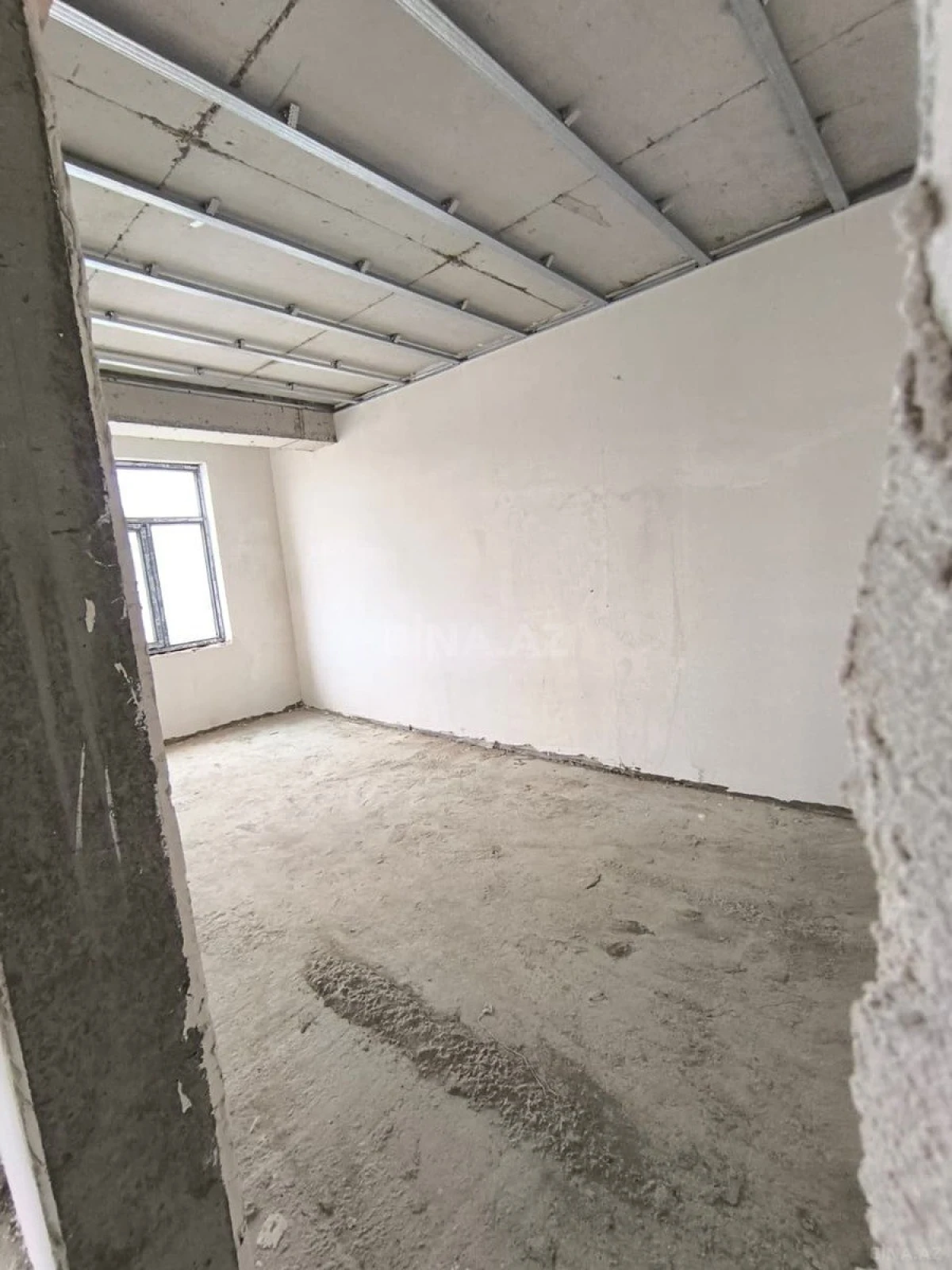 Satılır 3 otaqlı mənzil 100 m²
