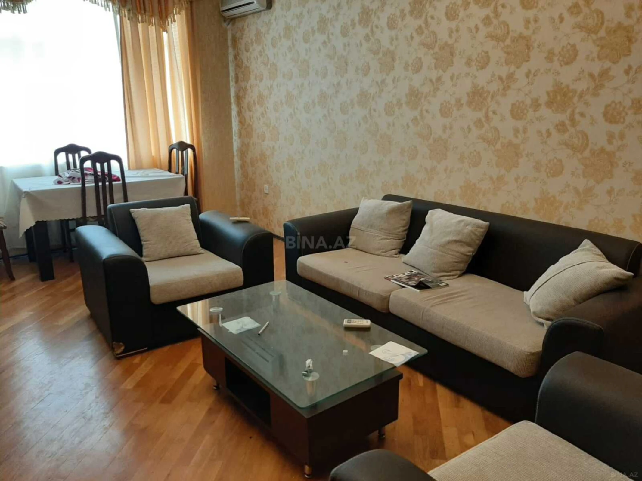 Kirayə verilir 2 otaqlı mənzil 100 m²
