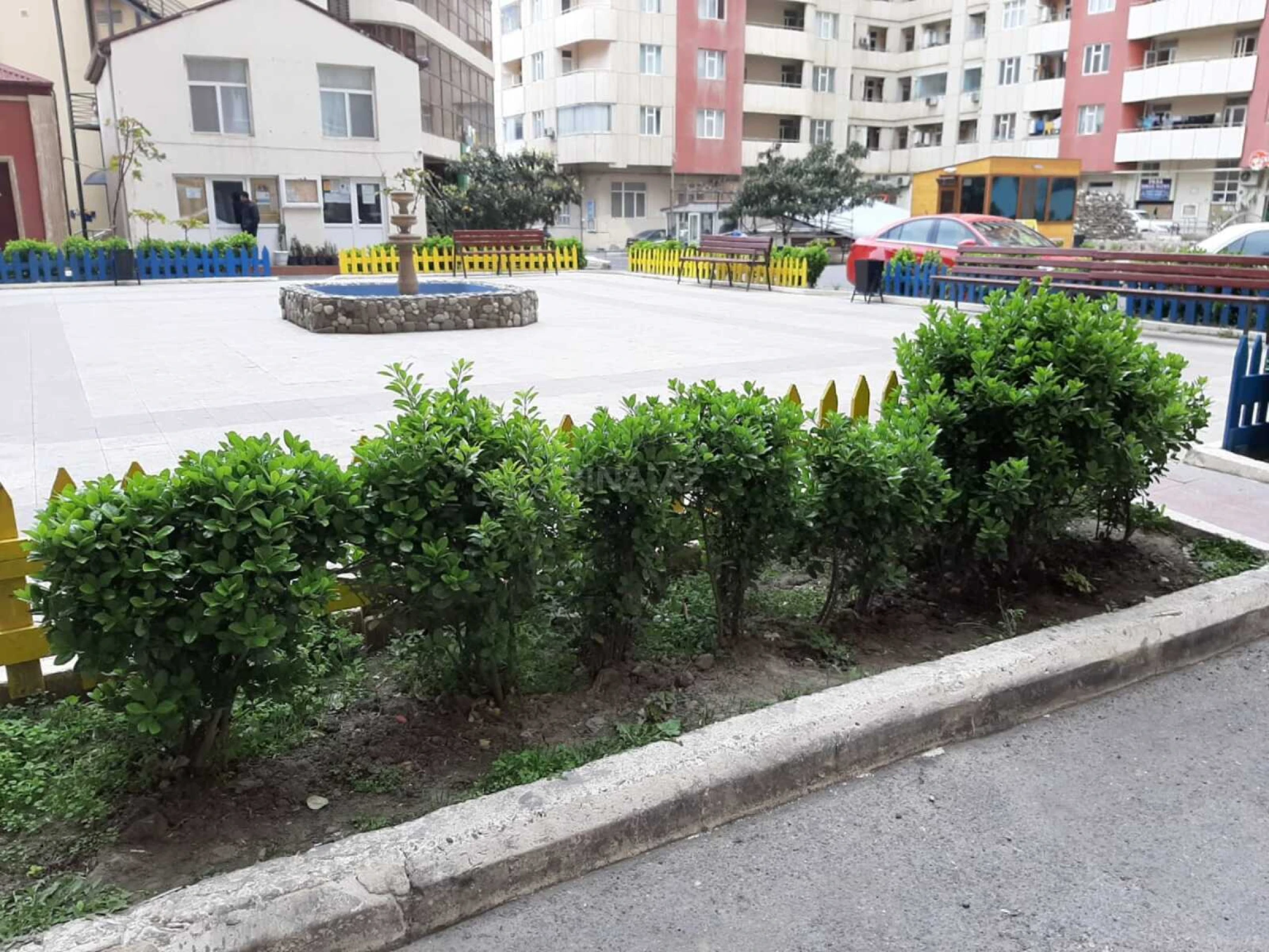 Kirayə verilir 2 otaqlı mənzil 100 m²
