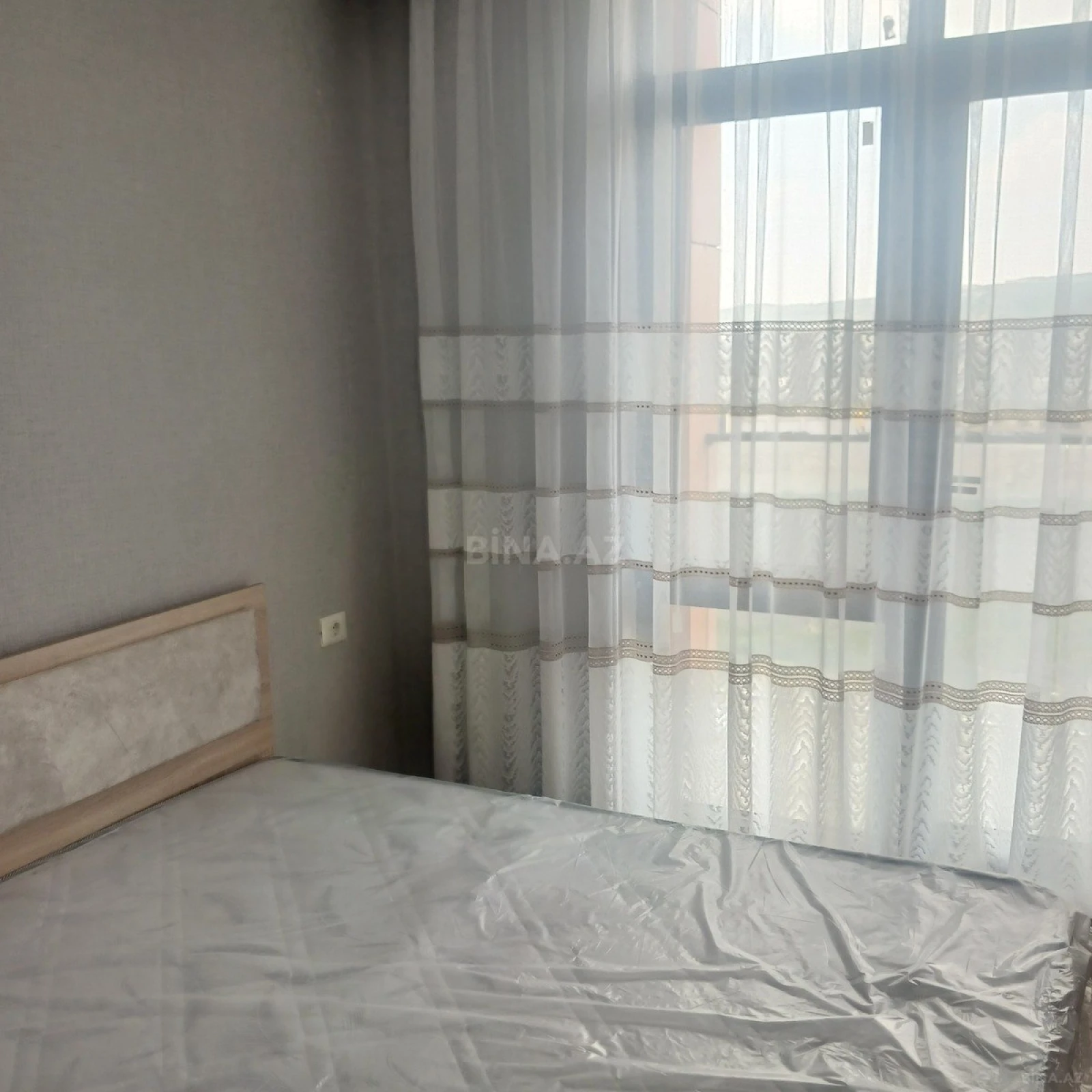 Kirayə verilir 2 otaqlı mənzil 60 m²