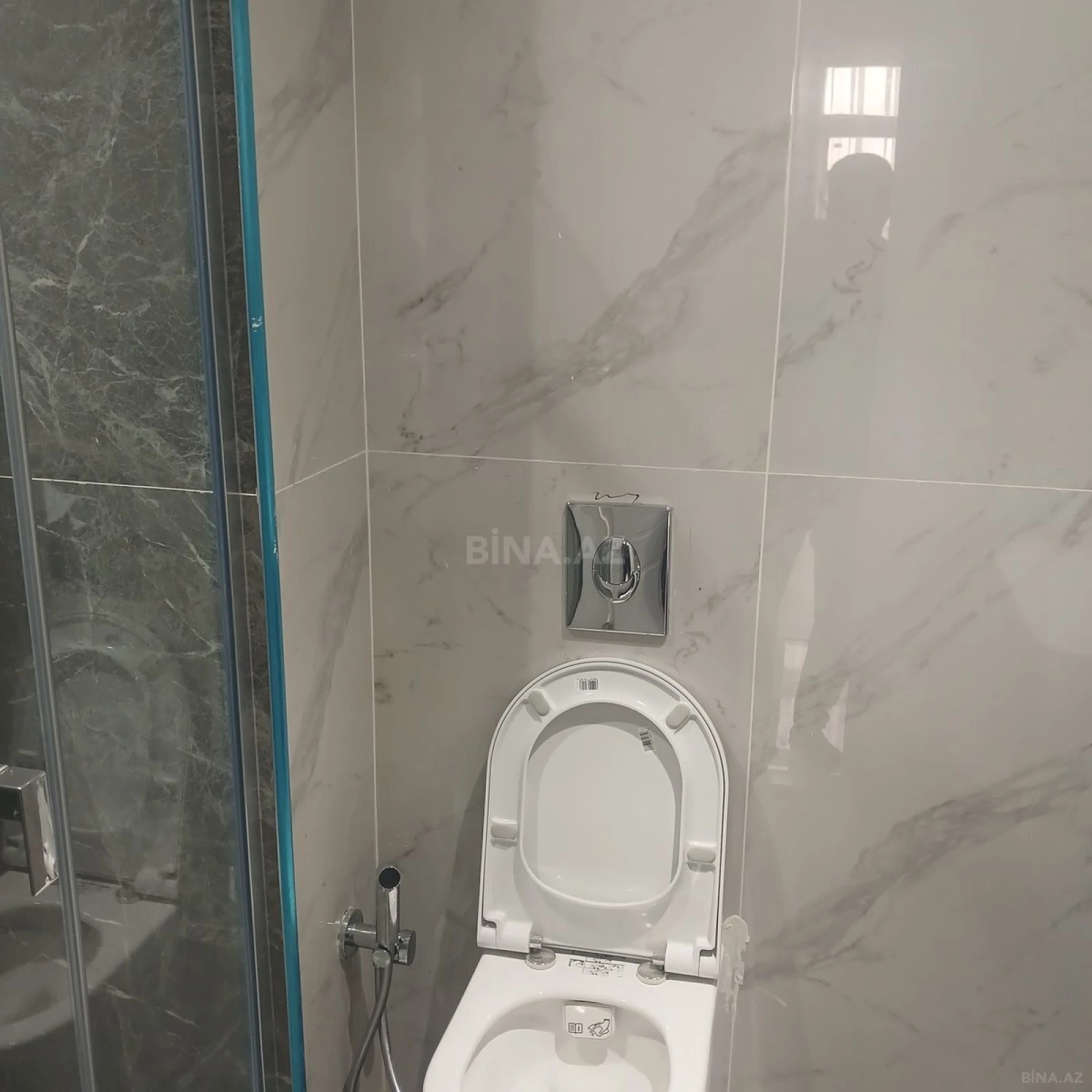 Kirayə verilir 2 otaqlı mənzil 60 m²