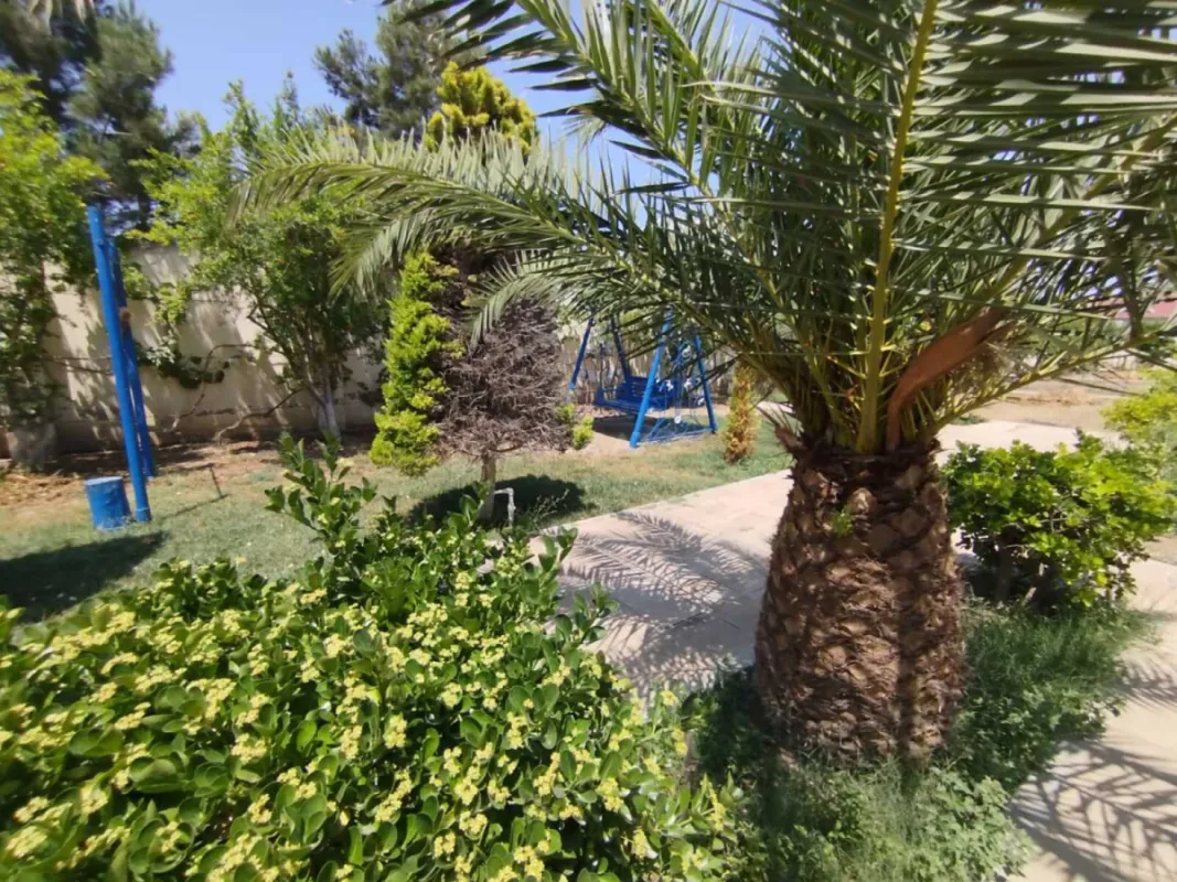 Kirayə verilir 6 otaqlı həyət evi 550 m²