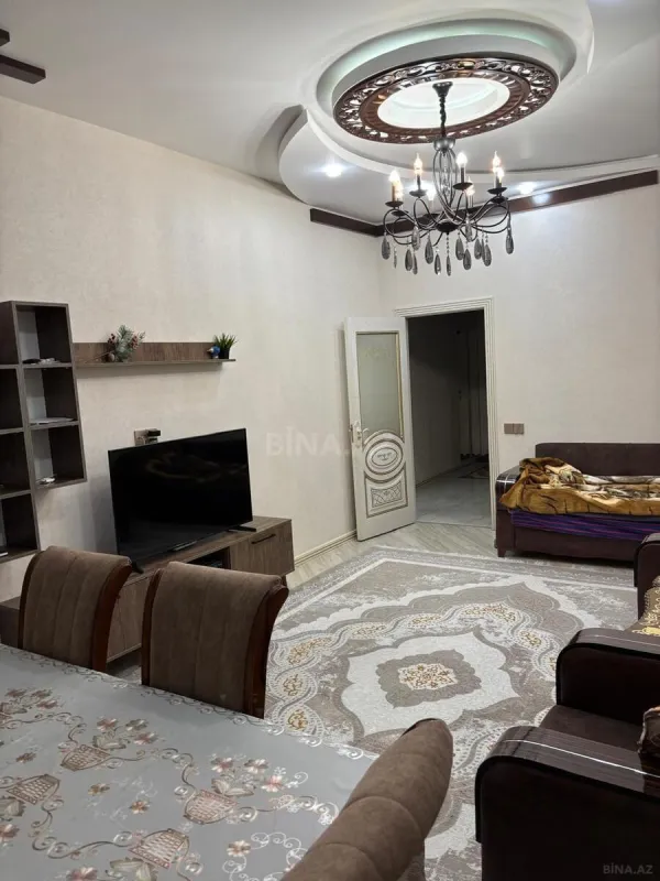 Kirayə verilir 2 otaqlı mənzil 89 m²