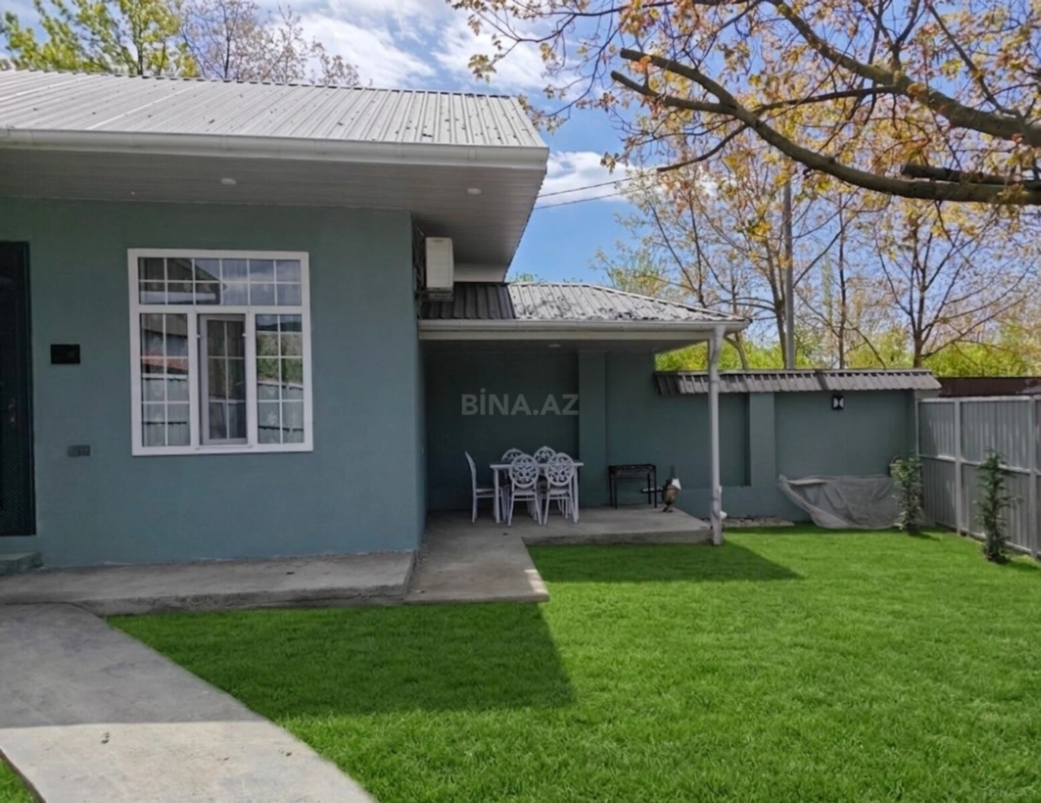 Kirayə verilir 2 otaqlı həyət evi 60 m²