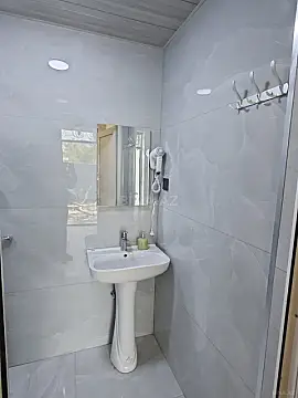 Kirayə verilir 2 otaqlı həyət evi 60 m²