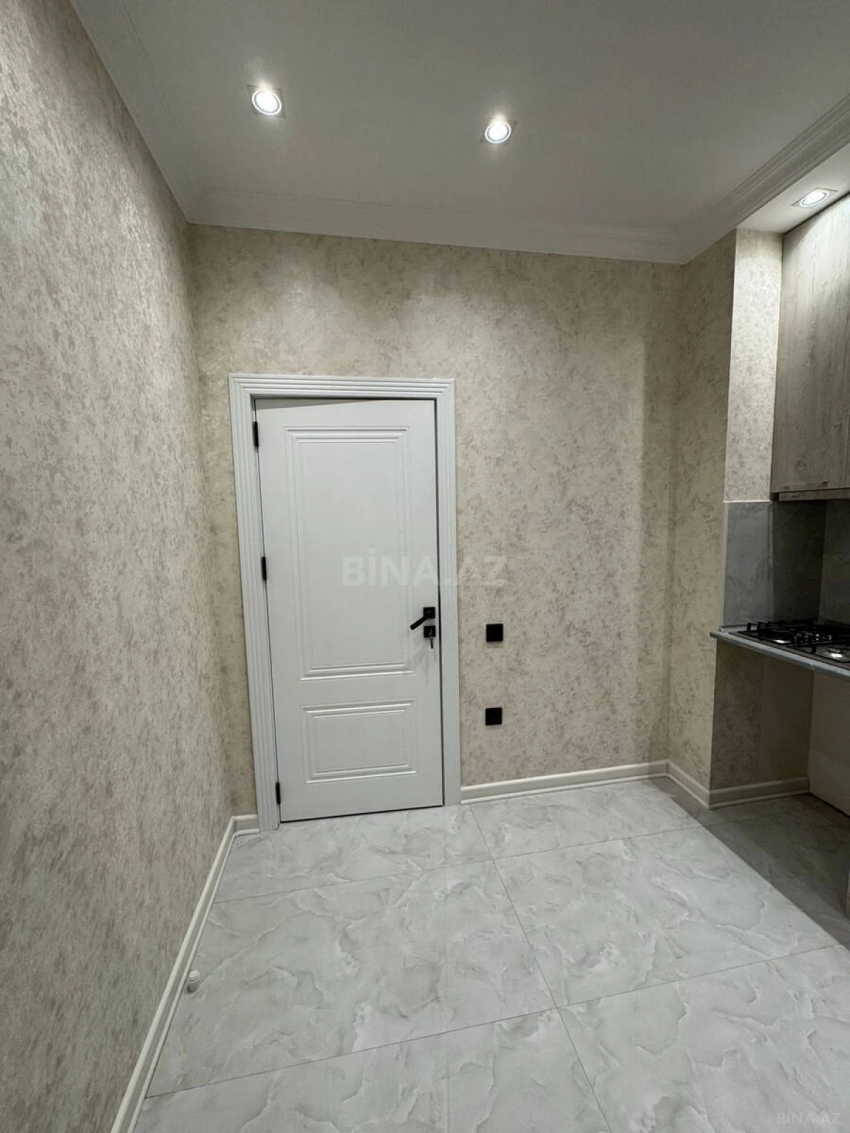 Satılır 2 otaqlı mənzil 55 m²