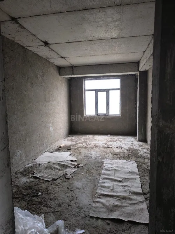 Satılır 3 otaqlı mənzil 110 m²