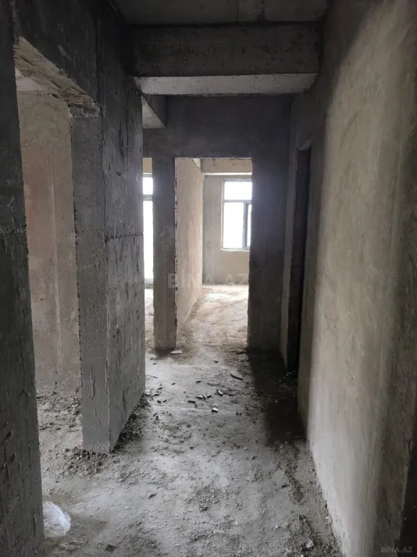 Satılır 3 otaqlı mənzil 110 m²