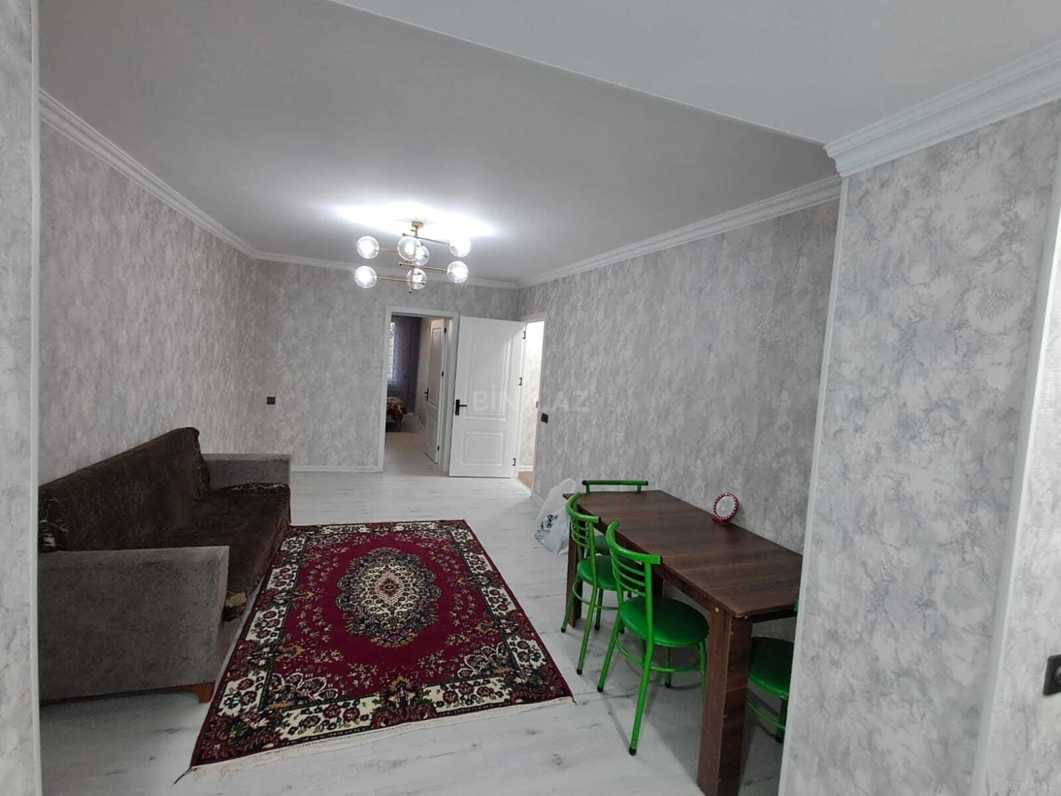 Kirayə verilir 2 otaqlı mənzil 49 m²