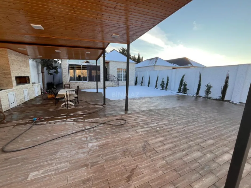 Kirayə verilir 4 otaqlı həyət evi 200 m²