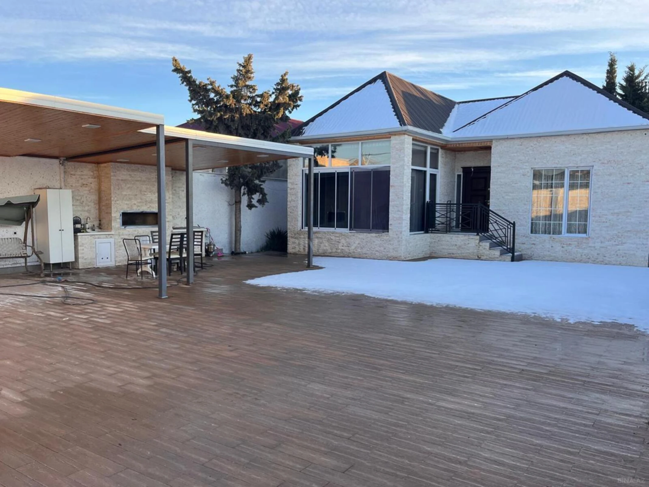 Kirayə verilir 4 otaqlı həyət evi 200 m²