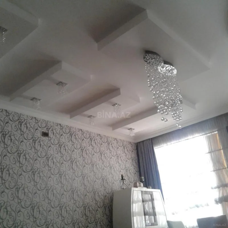 Satılır 3 otaqlı mənzil 120 m²