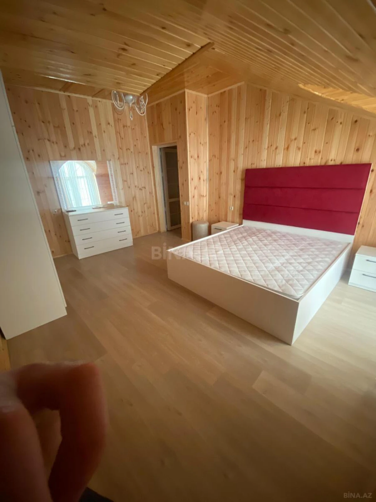 Kirayə verilir 2 otaqlı mənzil 65 m²