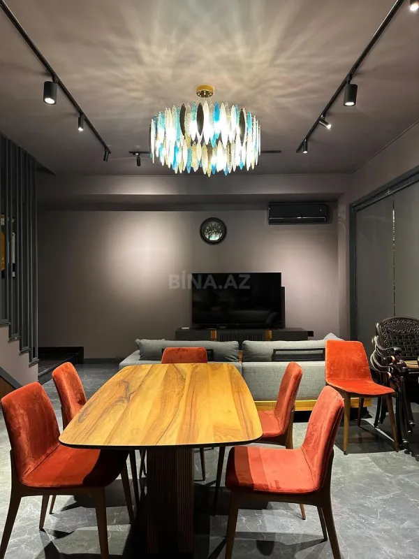 Kirayə verilir 4 otaqlı həyət evi 250 m²