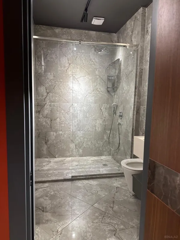 Kirayə verilir 4 otaqlı həyət evi 250 m²