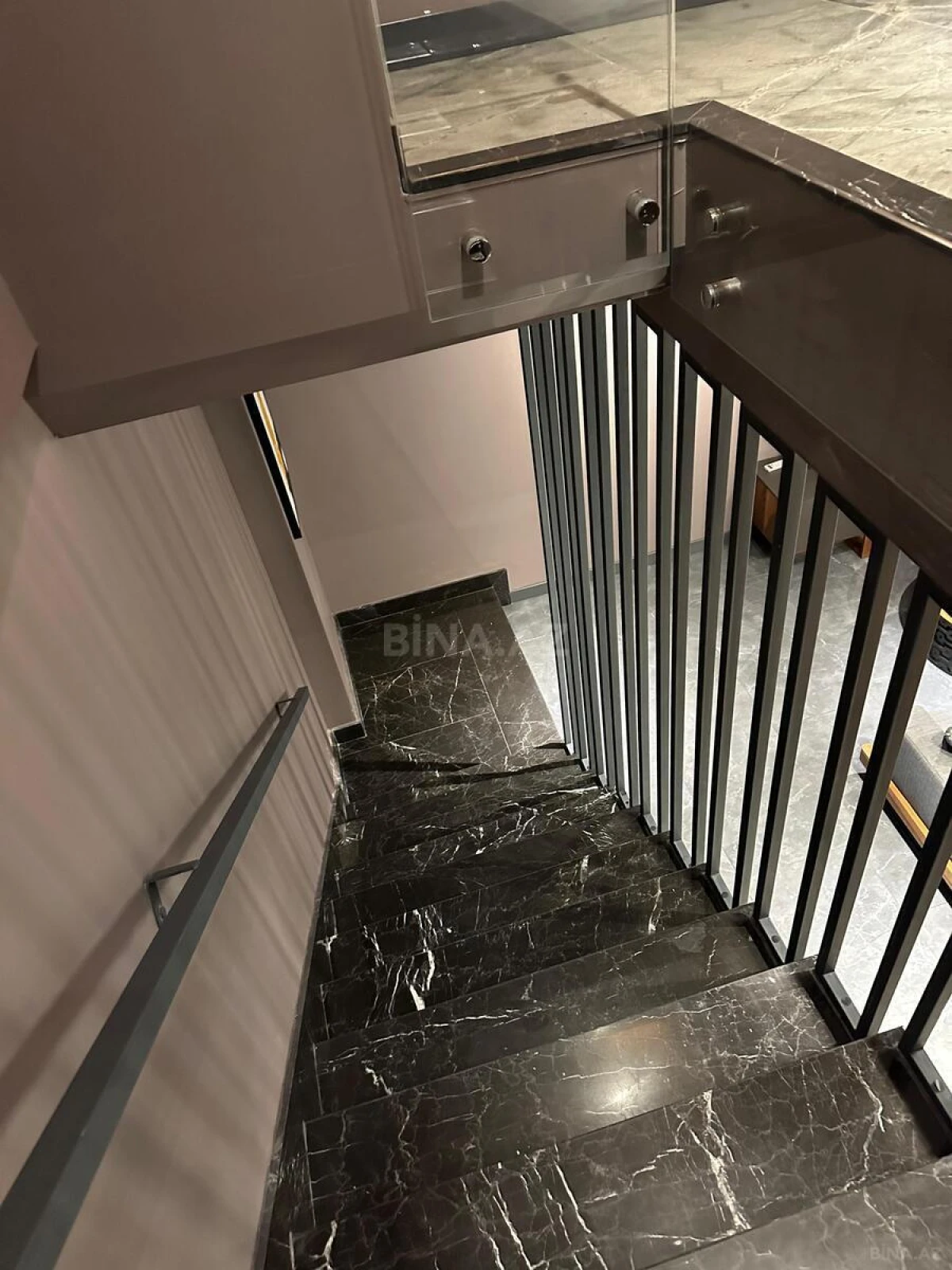 Kirayə verilir 4 otaqlı həyət evi 250 m²