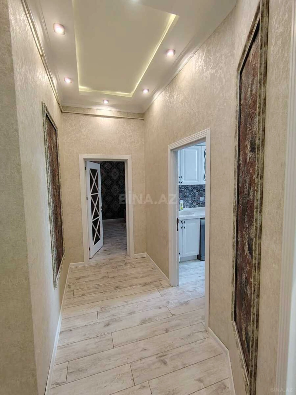 Kirayə verilir 2 otaqlı mənzil 85 m²