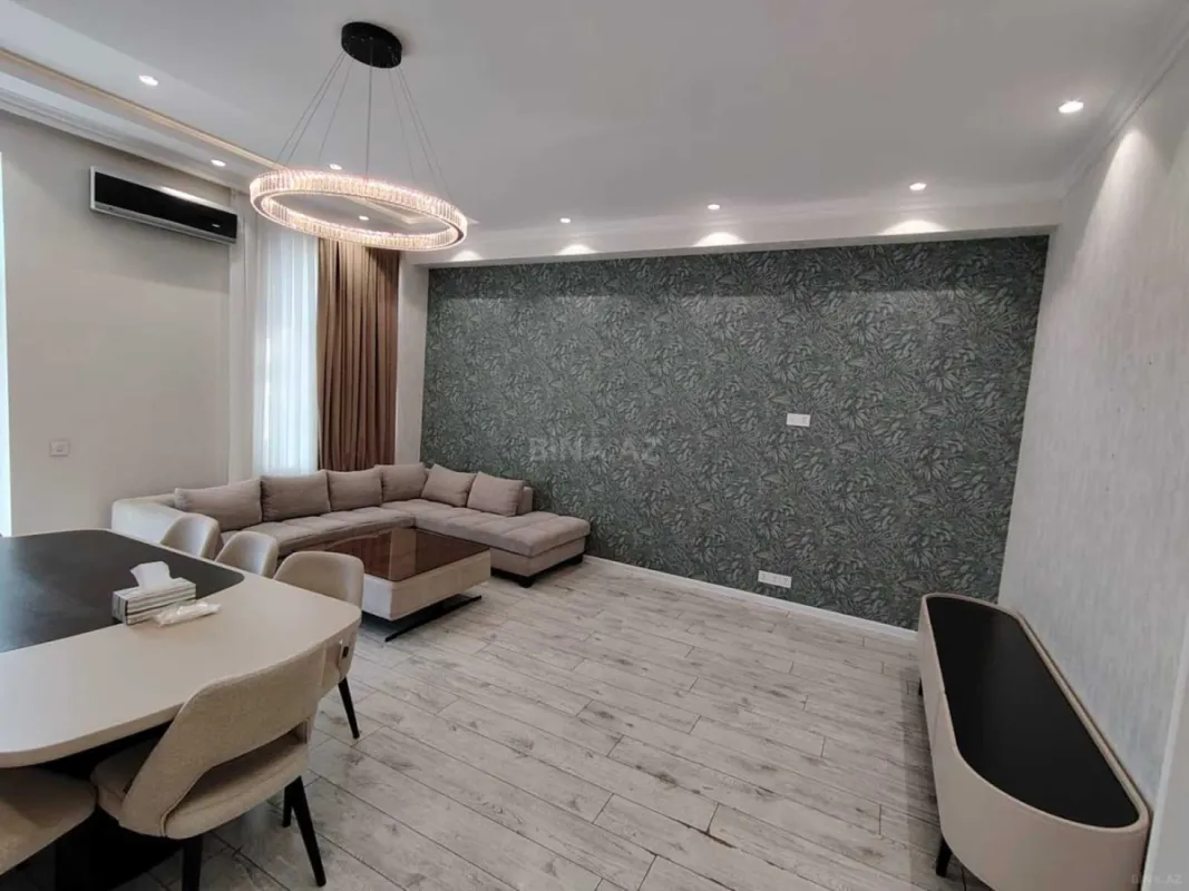 Kirayə verilir 2 otaqlı mənzil 85 m²
