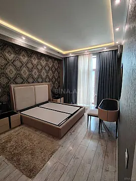 Kirayə verilir 2 otaqlı mənzil 85 m²
