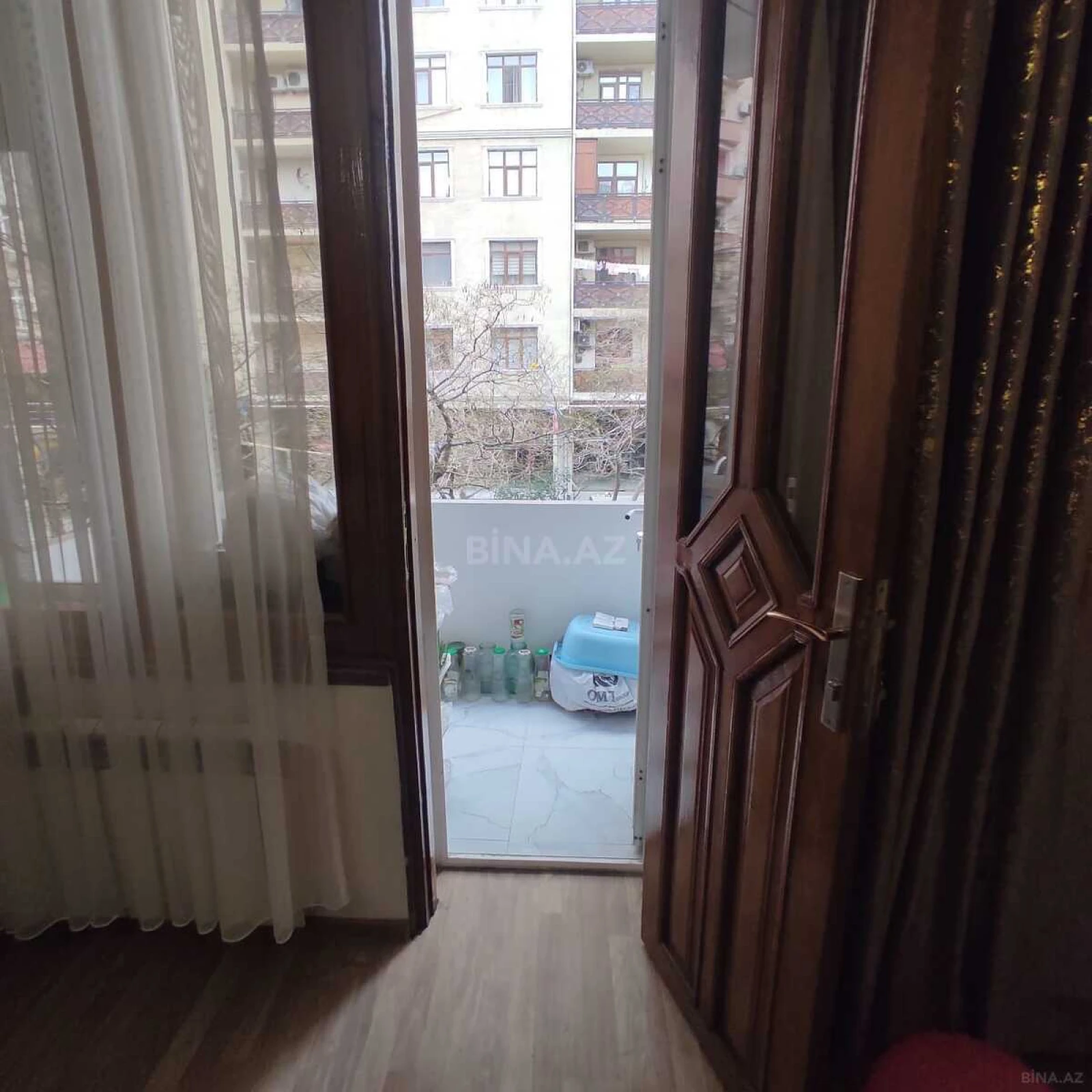 Satılır 3 otaqlı mənzil 91 m²