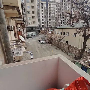 Satılır 3 otaqlı mənzil 91 m²